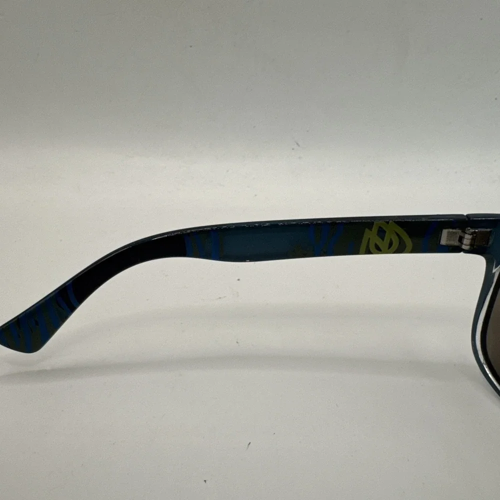 quicksilver sunglasses men
